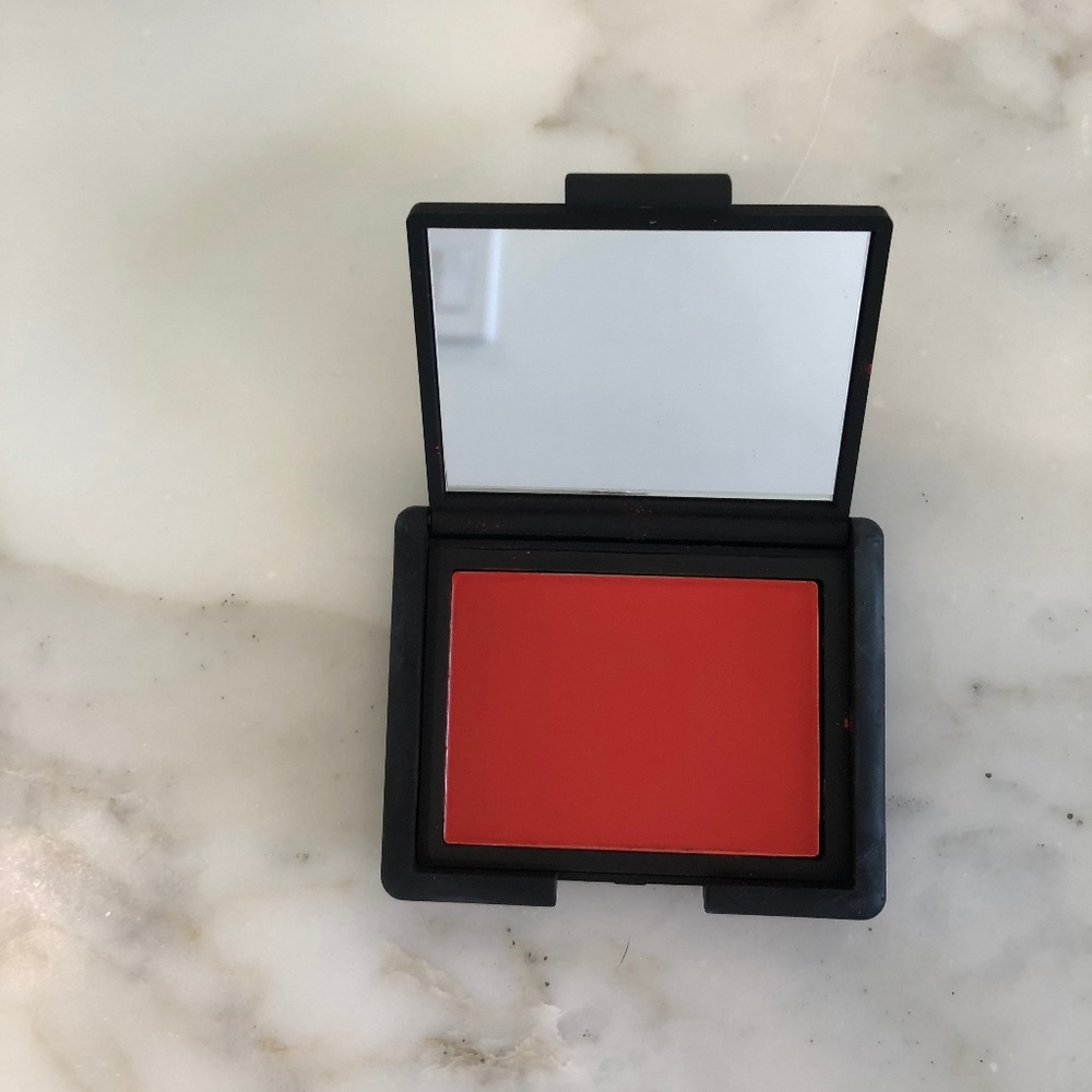 NARS Exhibit A red blush